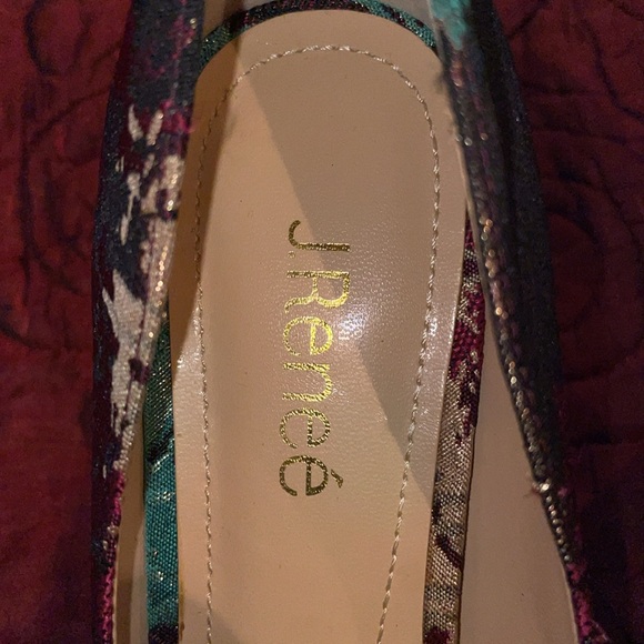J Renee’ multi-colored Heels SZ 9 1/2M - Picture 2 of 6